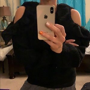 Cold shoulder fur sweater